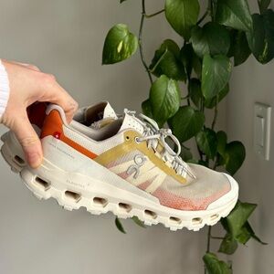 SOLD On trail running shoes, Cloudvista